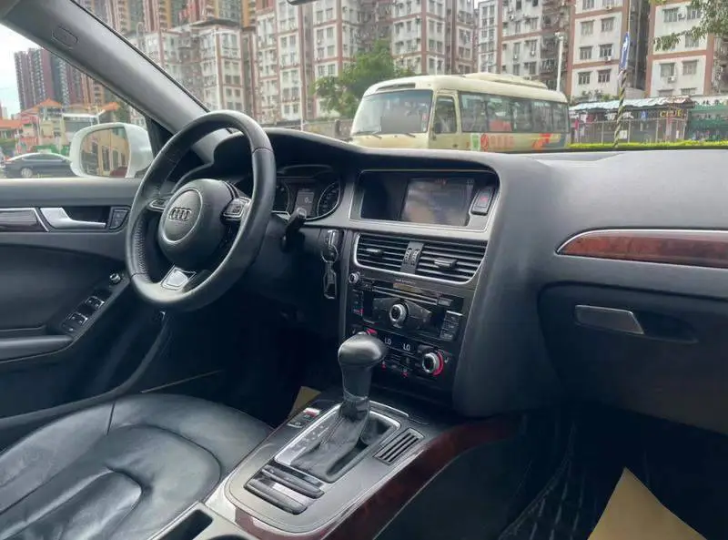 Audi A4L 2015 35 TFSI Automatic Comfort — 12