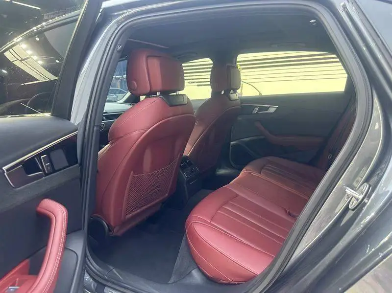 Audi A4L 2024 40 TFSI Luxury Dynamic Edition — 10
