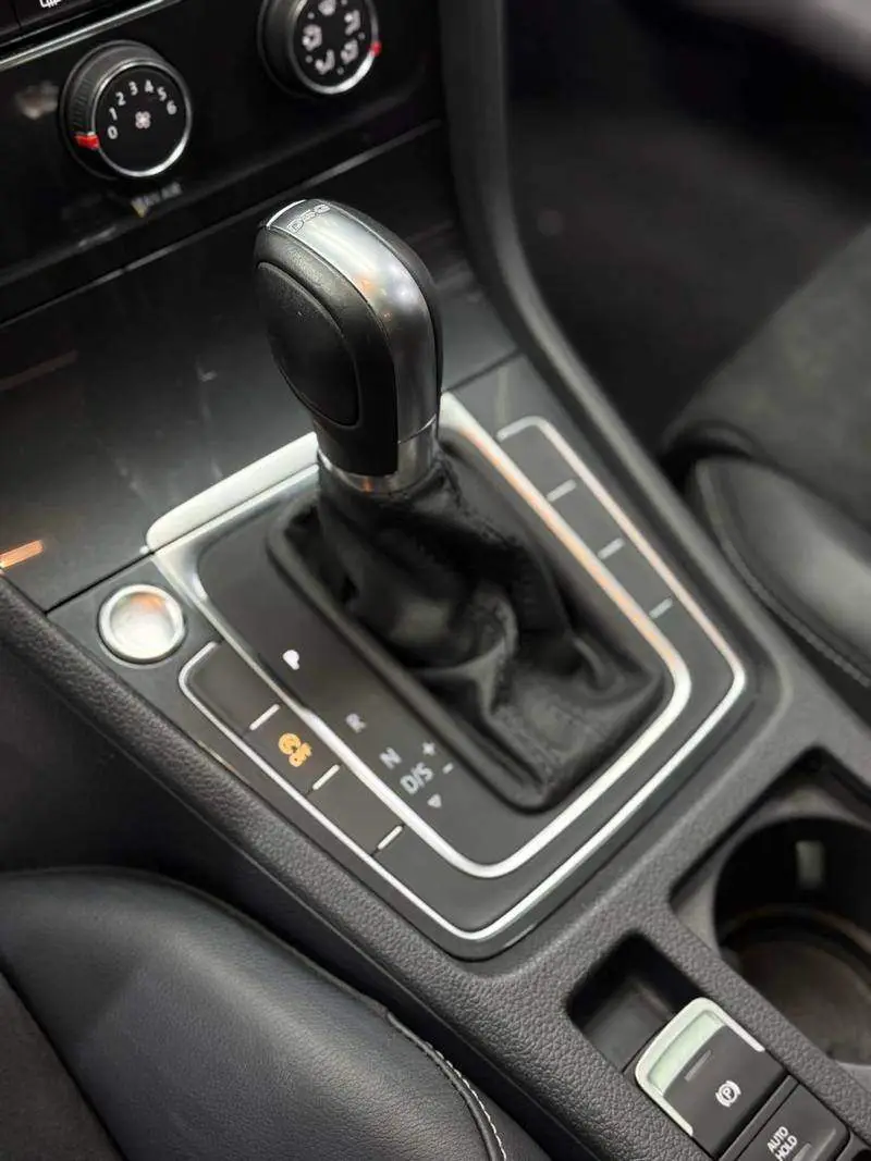 Golf 2019 280TSI DSG Luxury National VI — 18