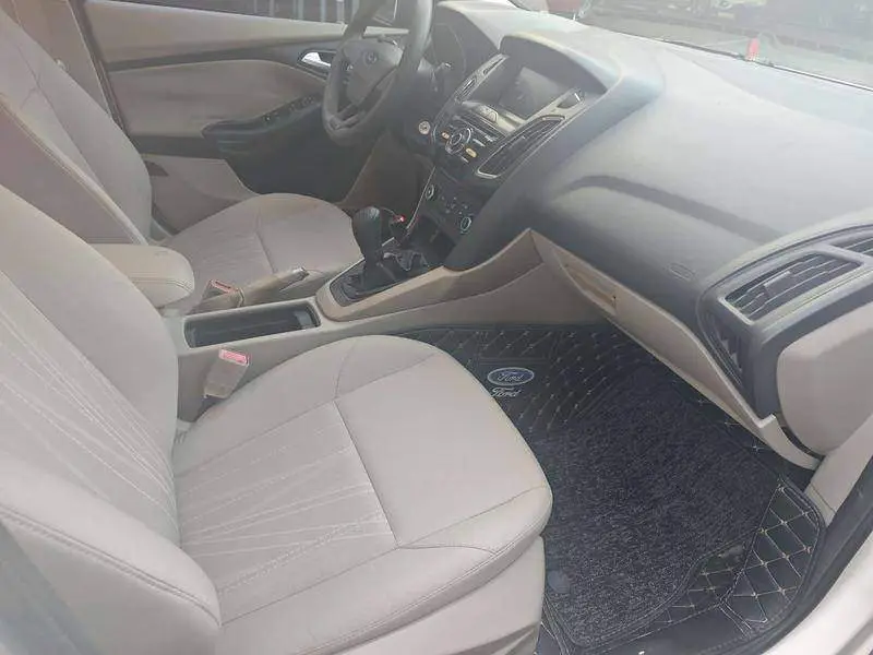 Fox 2017 Sedan 1.6L Manual Fashion Smart Edition — 7