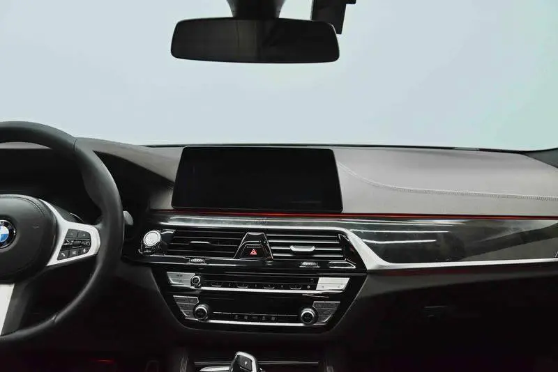 BMW 5 Series 2020 525Li M Sport Package — 19