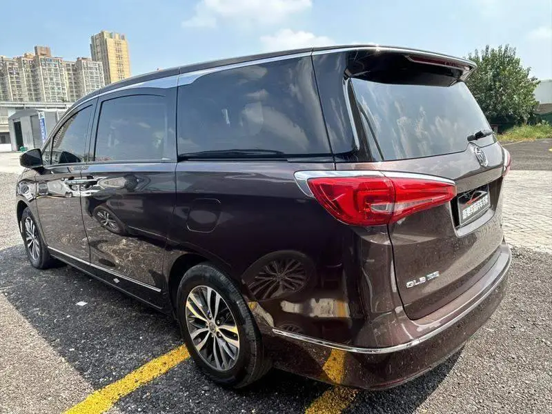 Buick GL8 2017 ES 28T Luxury National V — 4