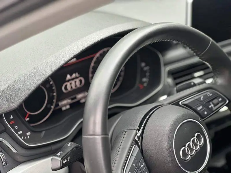 Audi A4L 2018 30th Anniversary Model 40 TFSI Fashion Model — 12
