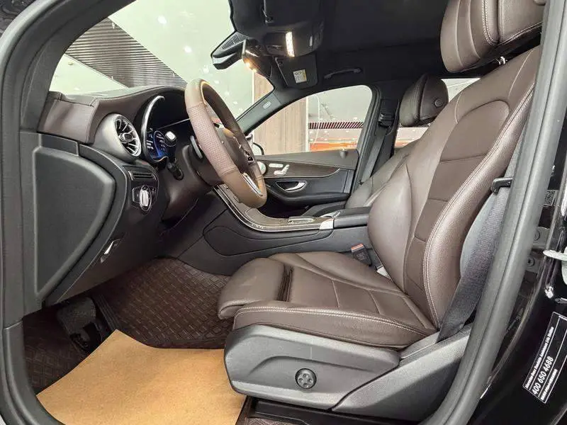 Mercedes-Benz GLC 2022 GLC 260 L 4MATIC Luxury — 10