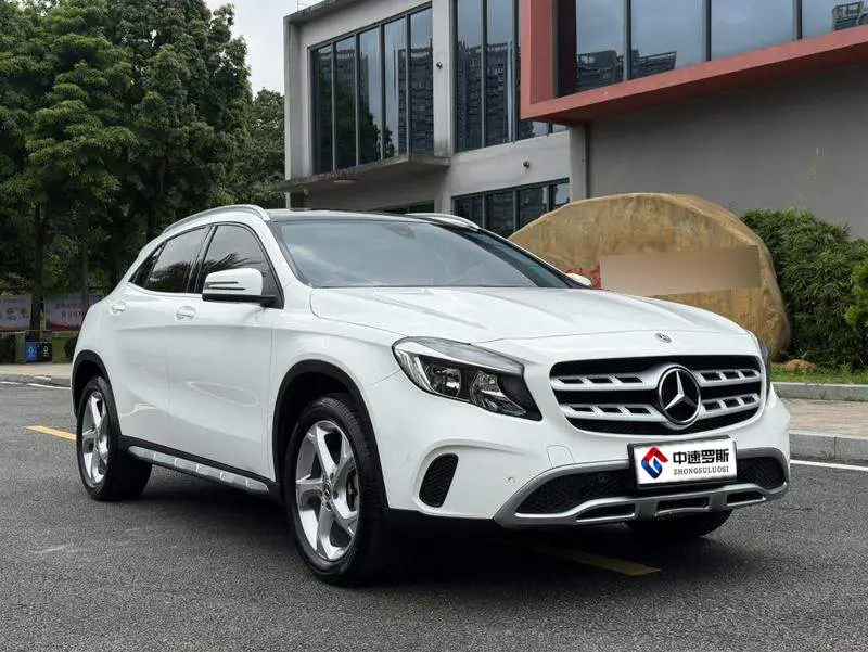 Mercedes-Benz GLA 2019 GLA 200 Dynamic — 3