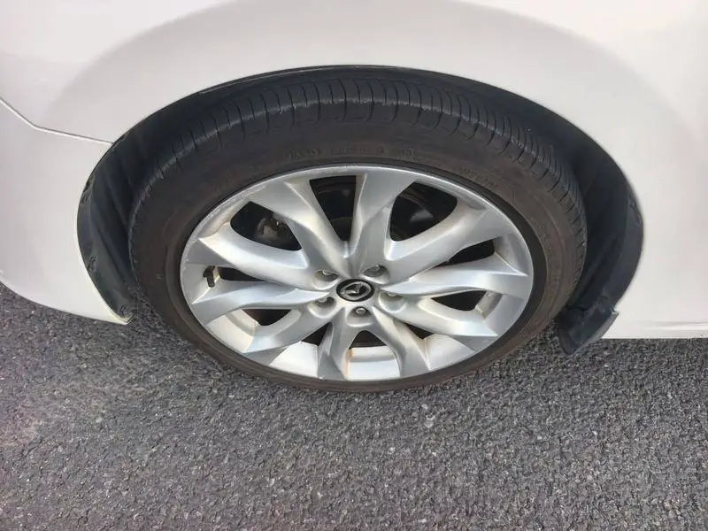 Mazda 3 Angkesaila 2014 Hatchback 2.0L Automatic Flagship Model — 8