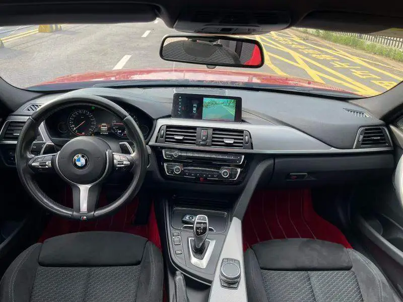 BMW 3 Series 2018 320i M Sport Night Edition — 7