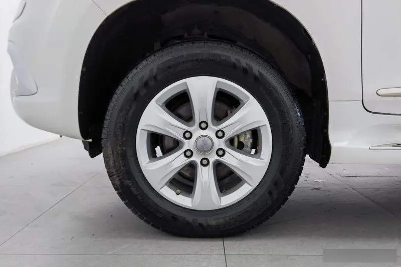 Haval H9 2016 2.0T 4WD Luxury 7 Seaters — 9