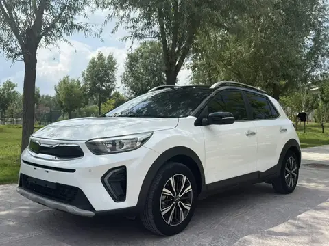 Yipao 2021 1.4L CVT Sunroof Model