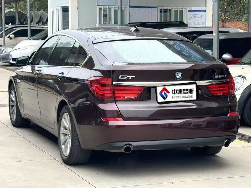 BMW 5 Series GT 2010 535i Luxury — 4