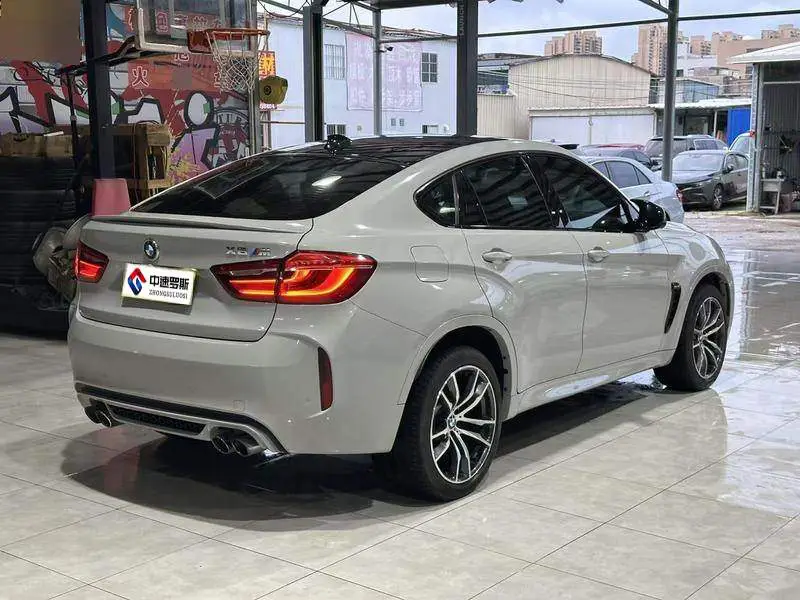 BMW X6 M 2015 X6 M — 4