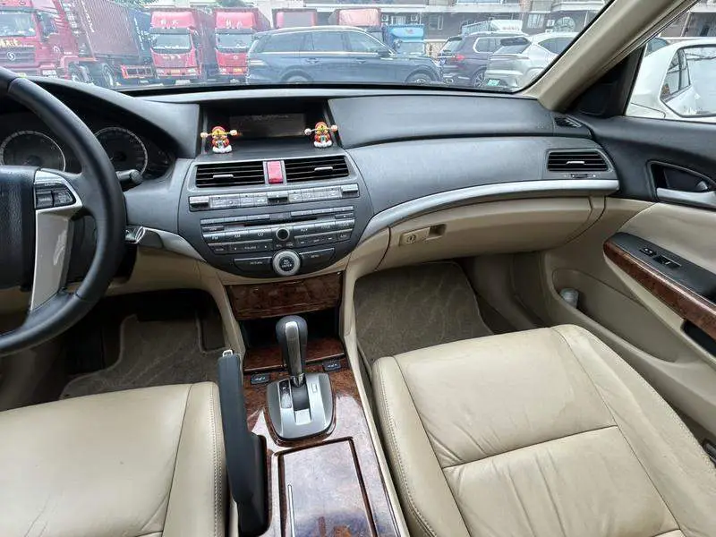 Accord 2011 2.0L EX Navi — 6