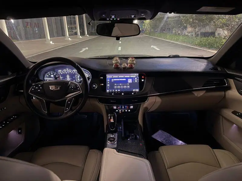 Cadillac CT6 2019 28T Fashion Model — 6