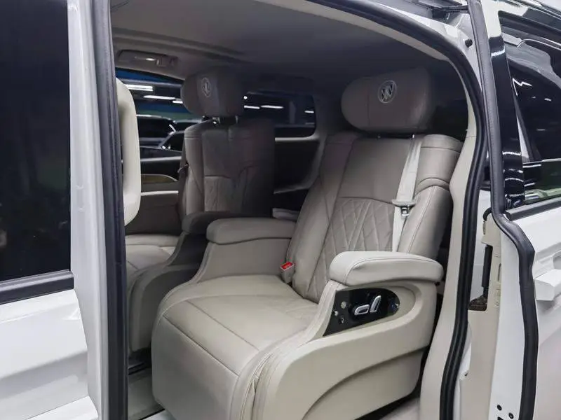 Buick GL8 2018 ES 28T Comfortable National VI — 18