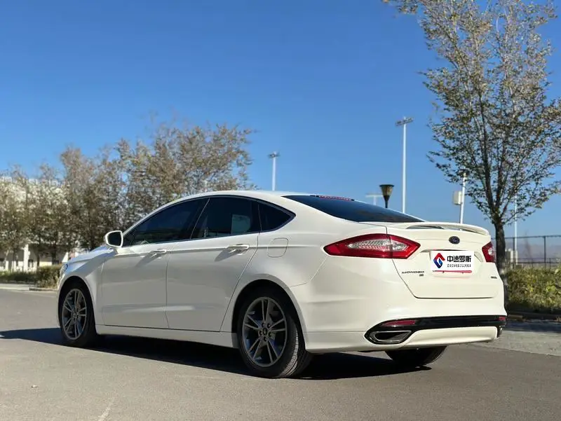 Mondeo 2013 2.0L GTDi240 Supreme Edition — 4
