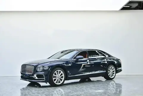 Flying 2022 4.0T V8 Standard Edition