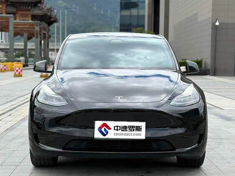 Model Y 2023 rear-wheel drive version — 2
