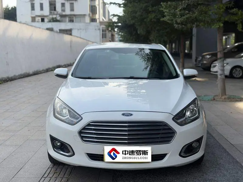 Furis 2015 1.5L Automatic Fashion Model — 2