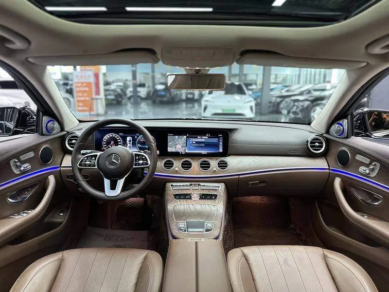 Mercedes-Benz E-Class 2019 E 300 L Fashion Edition — 5