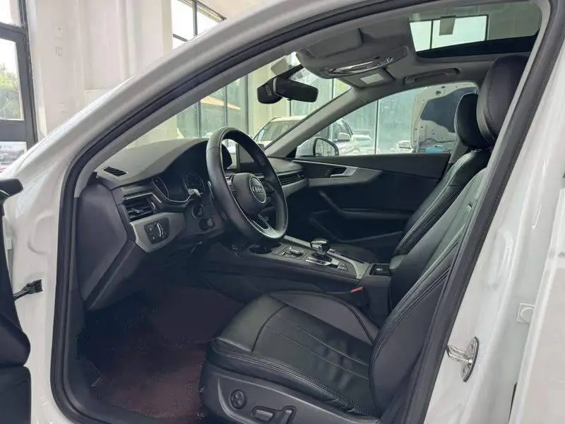 Audi A4L 2017 Plus 40 TFSI Progressive — 14