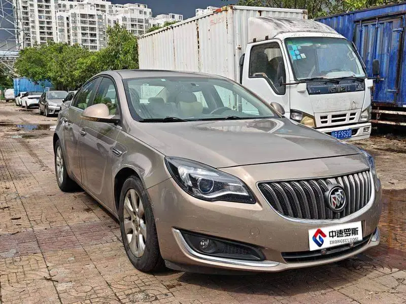 Regal 2015 2.0L Leading Fashion Model — 3
