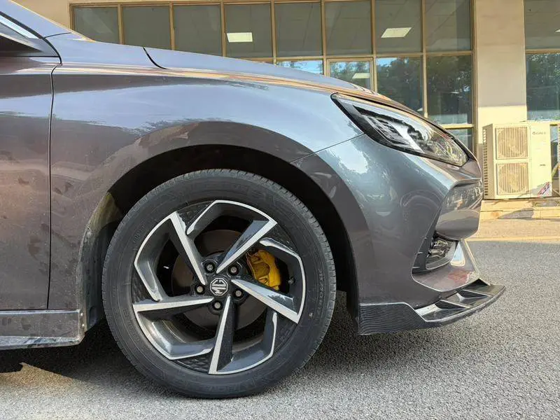MG5 2022 300TGI DCT Chaoyue Luxury Edition — 4