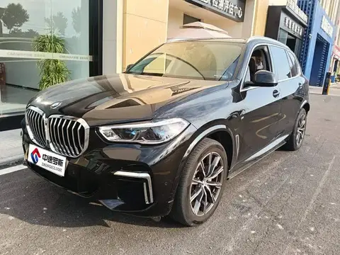 BMW X5 2022 xDrive 30Li Premium M Sport Package