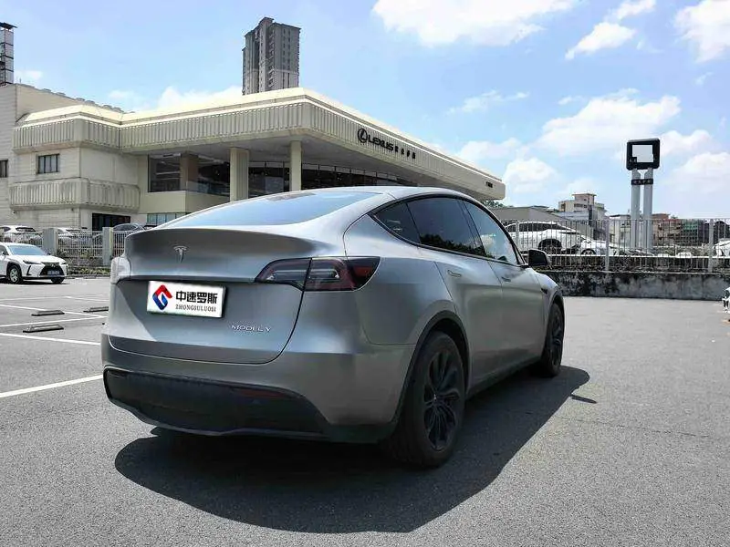 Model Y 2022 rear-wheel drive version — 7