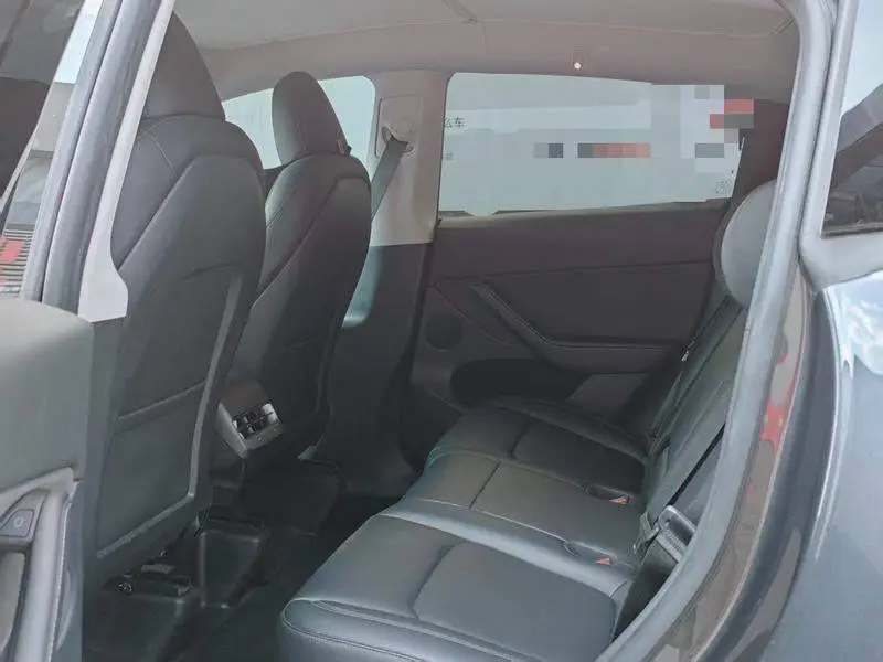 Model Y 2024 rear-wheel drive version — 14