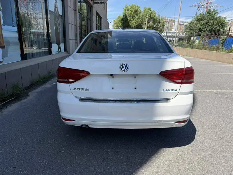 Lavida 2017 1.6L Automatic Fashion Edition — 5