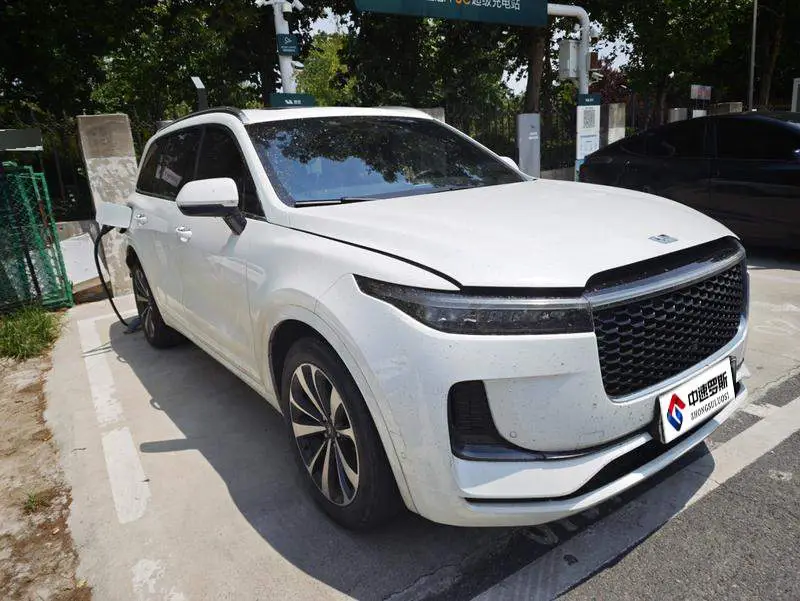 Ideal ONE 2021 Extended Range 6-seater Edition — 2