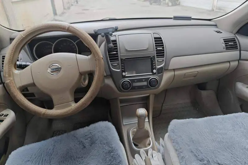 Sylphy 2016 Classic 1.6XE Manual Comfort Edition — 16