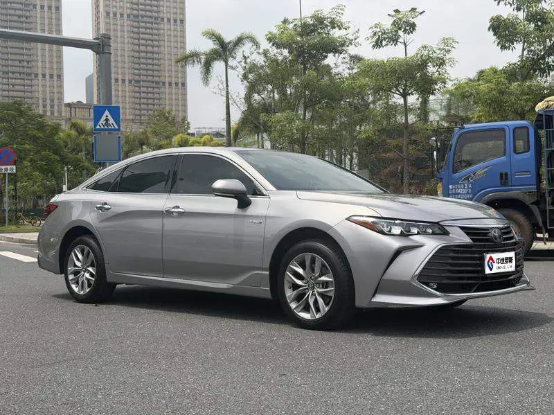 Asian Dragon 2019 Hybrid 2.5L Luxury Edition National VI — 3