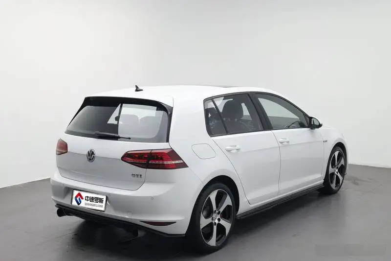 Golf GTI 2016 2.0TSI GTI — 4