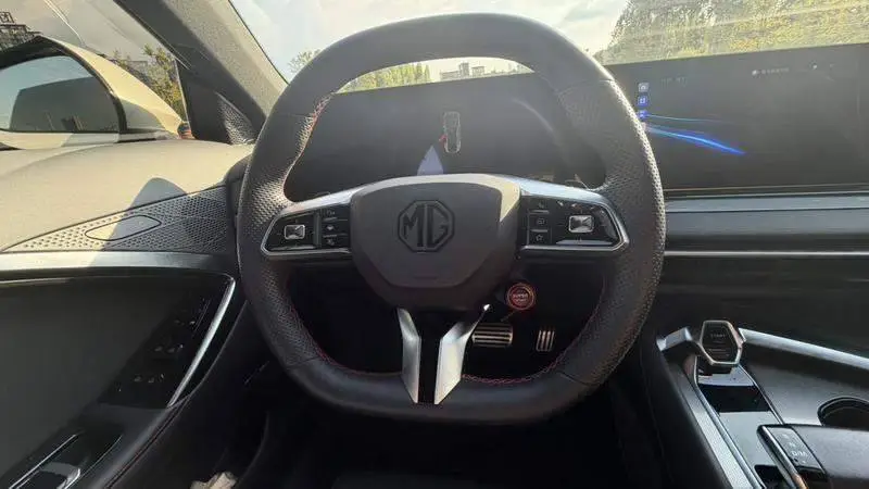 MG7 2023 1.5T DCT Elegant Edition — 12