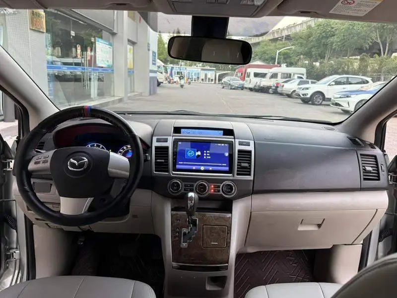 Mazda 8 2011 2.3L Supreme Edition — 6