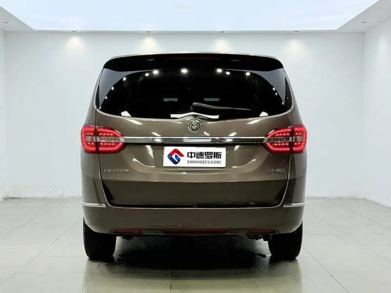Buick GL8 2017 25S Luxury National V — 5