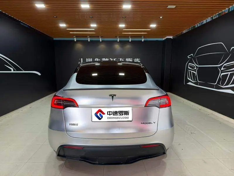 Model Y 2022 facelifted rear-wheel drive version — 3