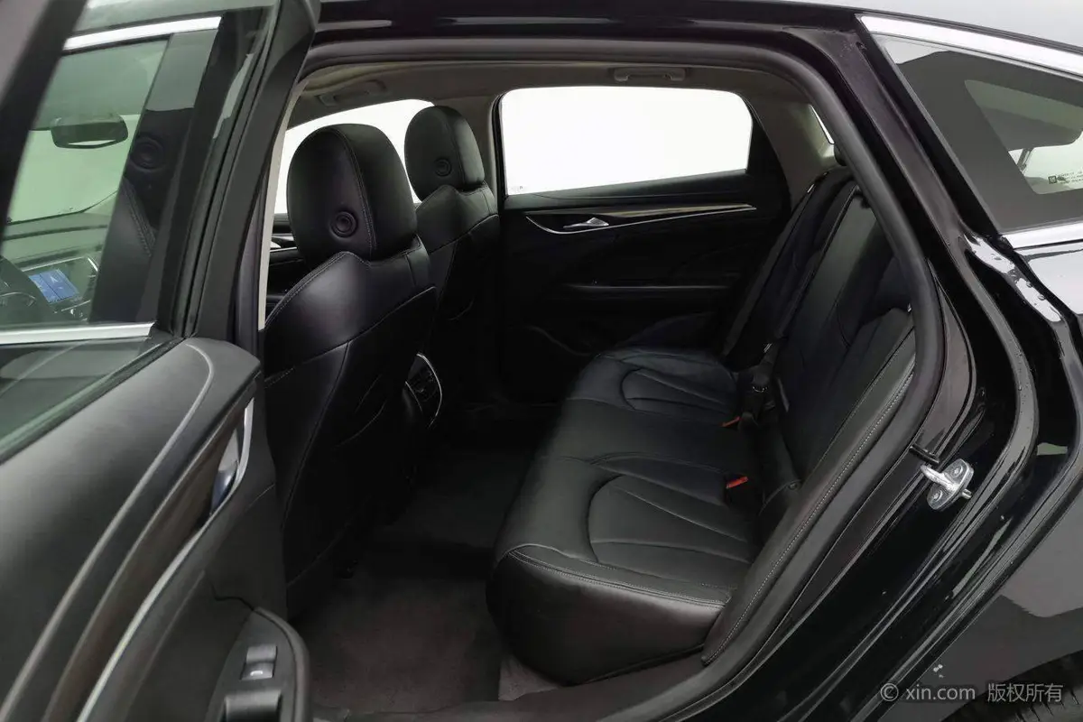 LaCrosse 2021 652T Luxury — 19