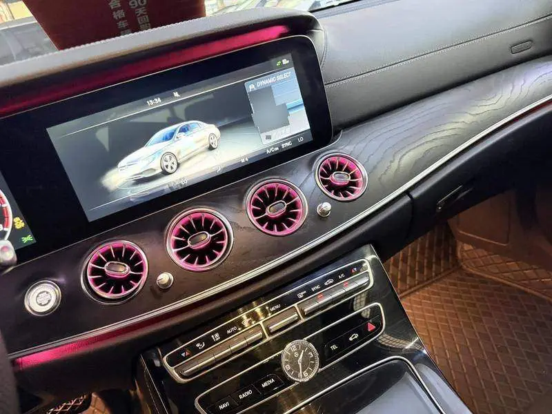 Mercedes-Benz E-Class 2016 E 300 L Fashion Edition — 12