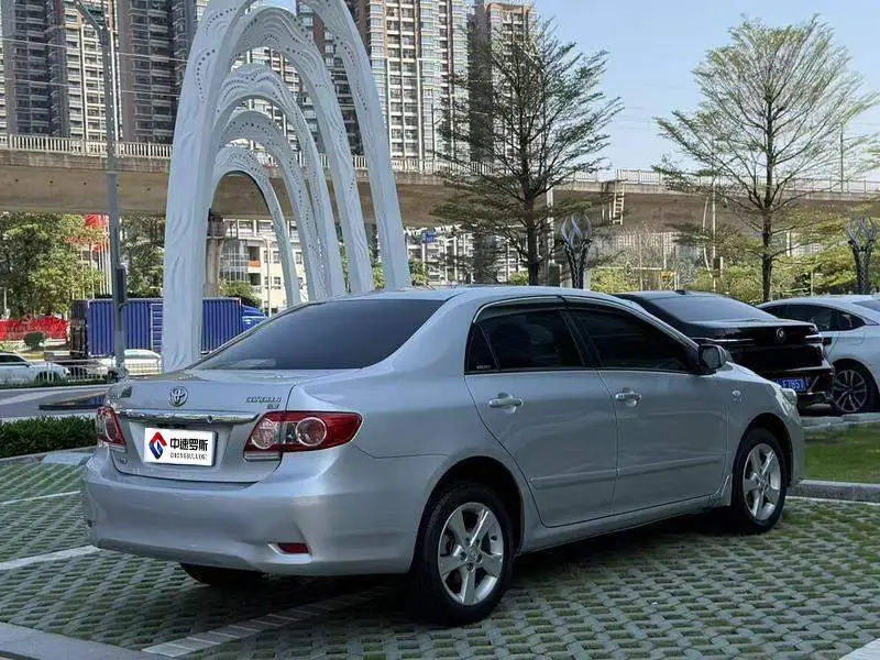 Corolla 2011 1.8L CVT GL-i — 6