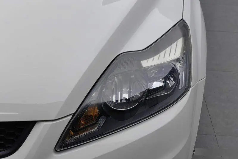 Fox 2013 Hatchback Classic 1.8L Manual Basic Model — 8