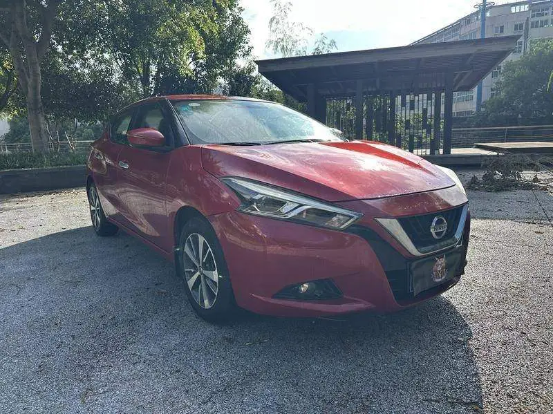 Bluebird 2016 1.6L Manual Fashion Edition — 3