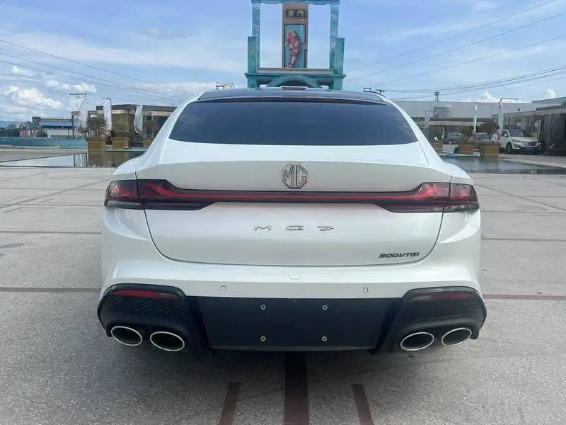MG7 2023 1.5T DCT Elegant Edition — 4