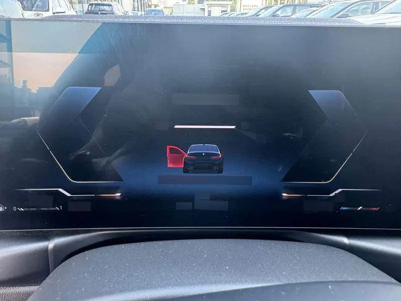 BMW 3 Series 2023 320Li M Sport Package — 10
