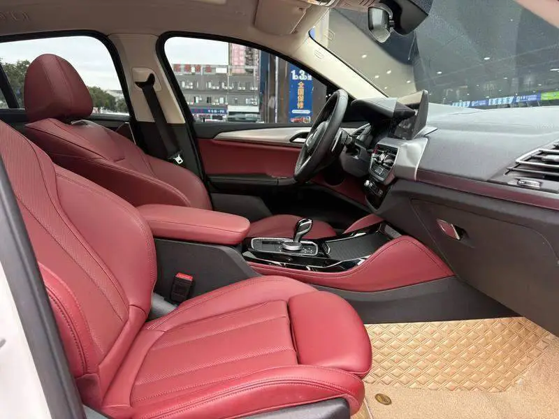 BMW X4 2022 xDrive 25i M Sport Package — 17