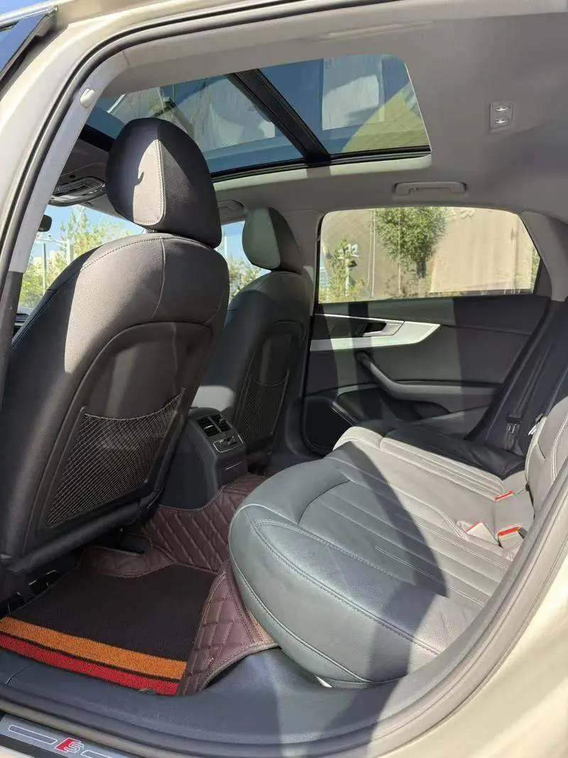 Audi A4L 2019 40 TFSI Fashion National VI — 9