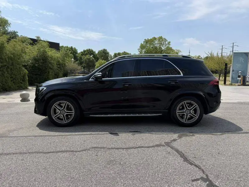 Mercedes-Benz GLE 2024 GLE 450 4MATIC Dynamic — 4