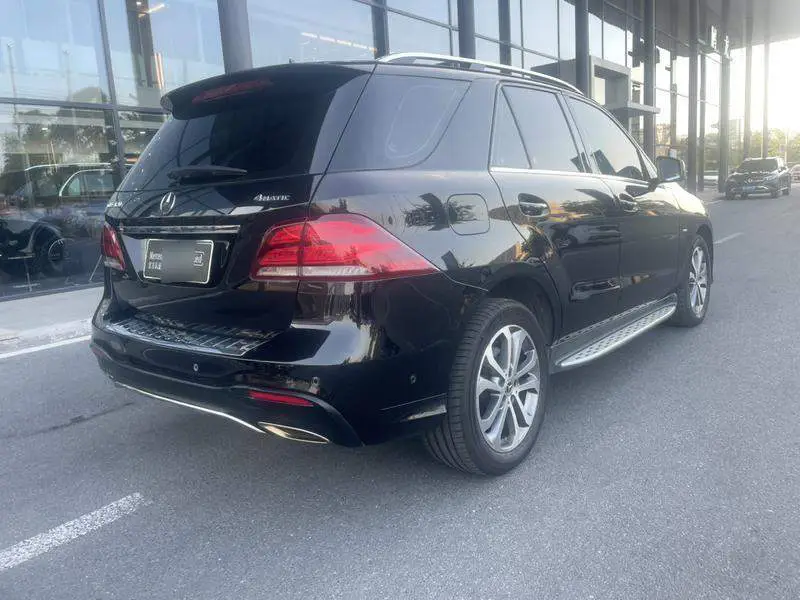Mercedes-Benz GLE 2018 GLE 320 4MATIC Dynamic Collector's Edition — 6