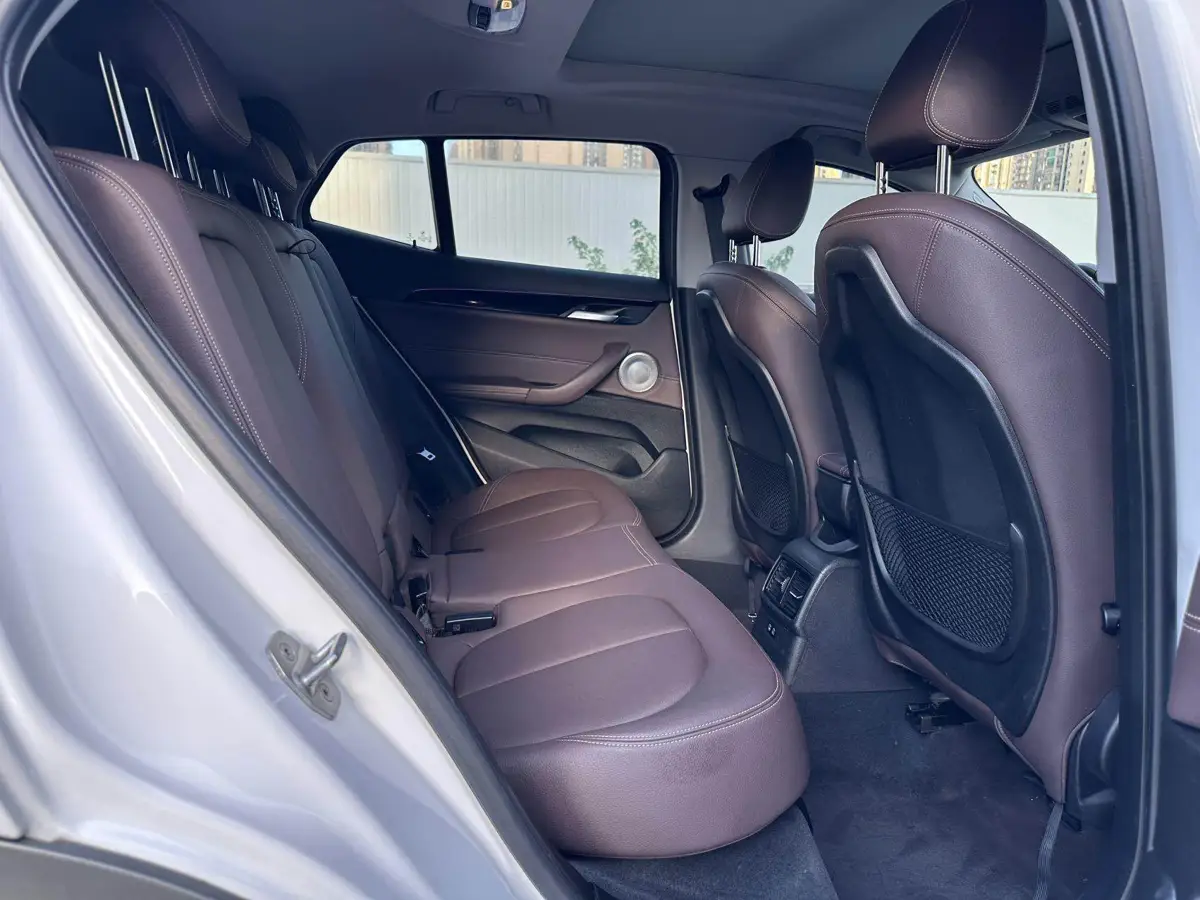 BMW X2 2021 sDrive20i M Off-Road Package — 17